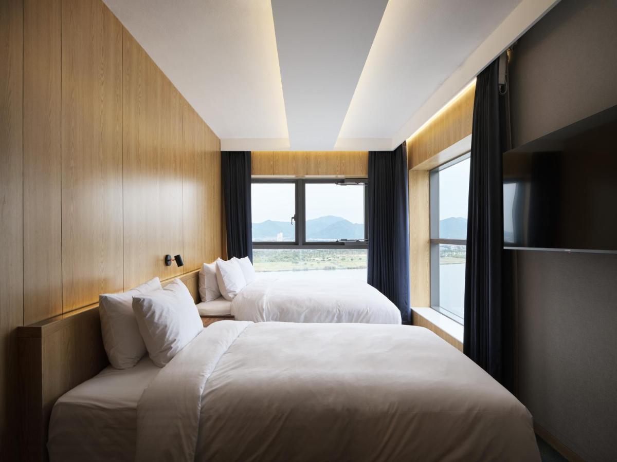 Hotel tt 2 Puszan Kültér fotó