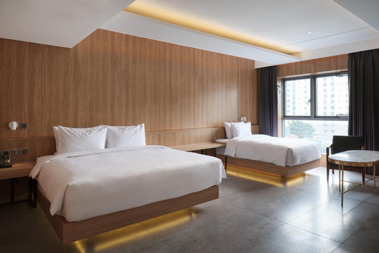 Hotel tt 2 Puszan Kültér fotó