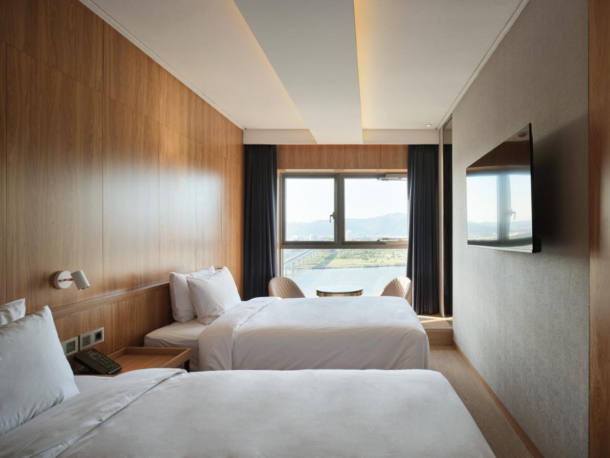 Hotel tt 2 Puszan Kültér fotó